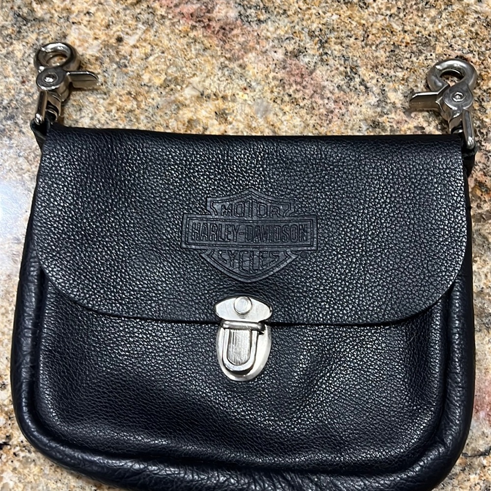 HARLEY-DAVIDSON BLACK LEATHER HIP PURSE
